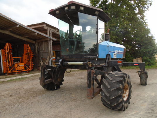 Faucheuse andaineuse automotrice - Kombajn: obrázek 1 Faucheuse andaineuse automotrice - Kombajn: obrázek 1