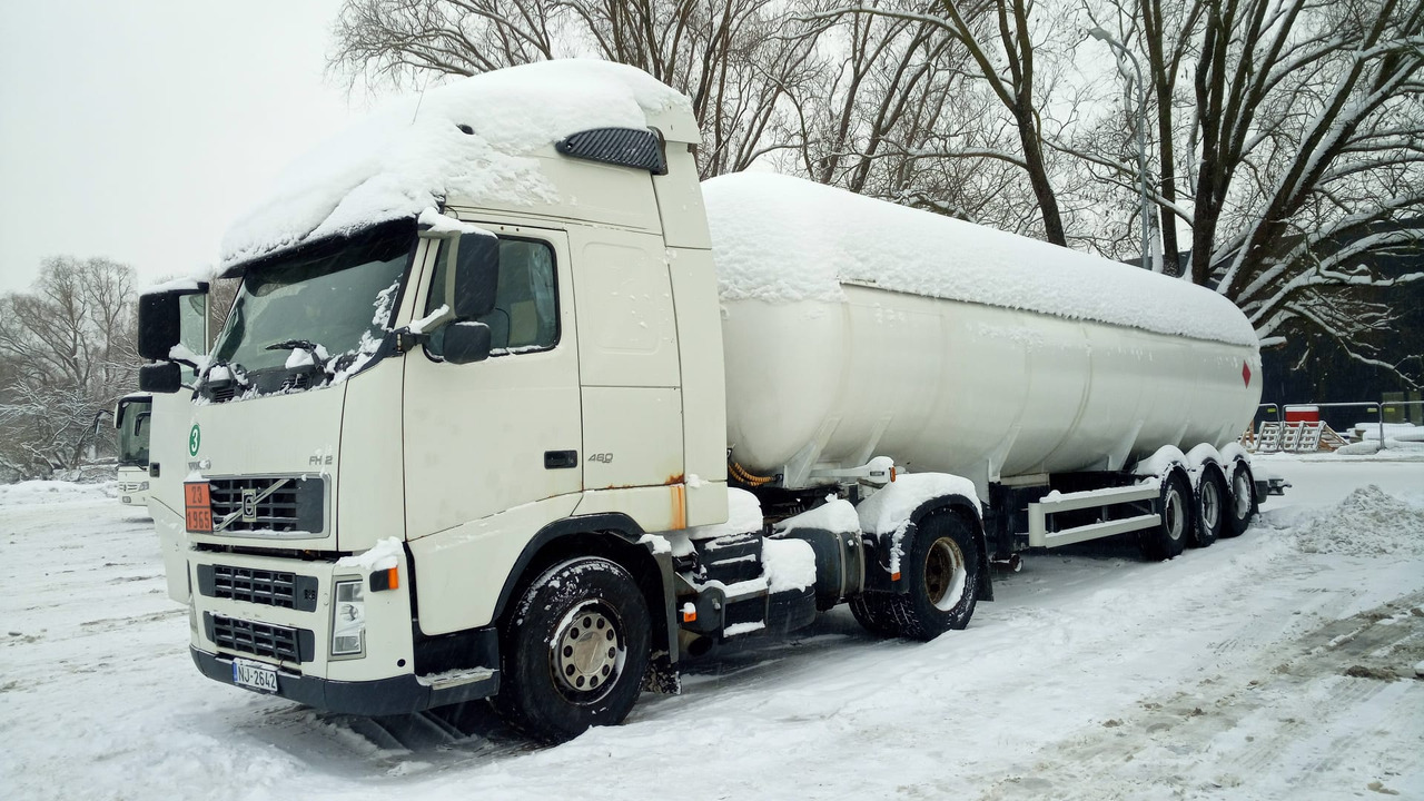 LPG ADR unit for sale. VOLVO truck FH sold together with semi-trailer gas tanke - Tahač: obrázek 4 LPG ADR unit for sale. VOLVO truck FH sold together with semi-trailer gas tanke - Tahač: obrázek 4