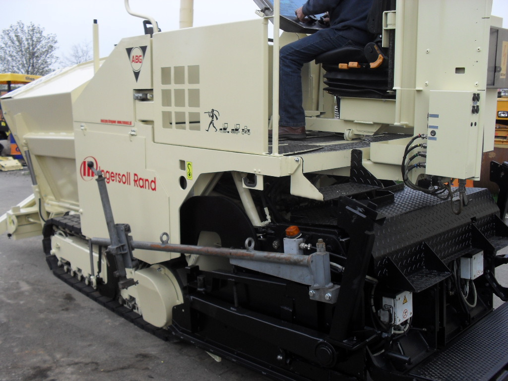 ABG TITAN 2820 - Finišér: obrázek 1 ABG TITAN 2820 - Finišér: obrázek 1