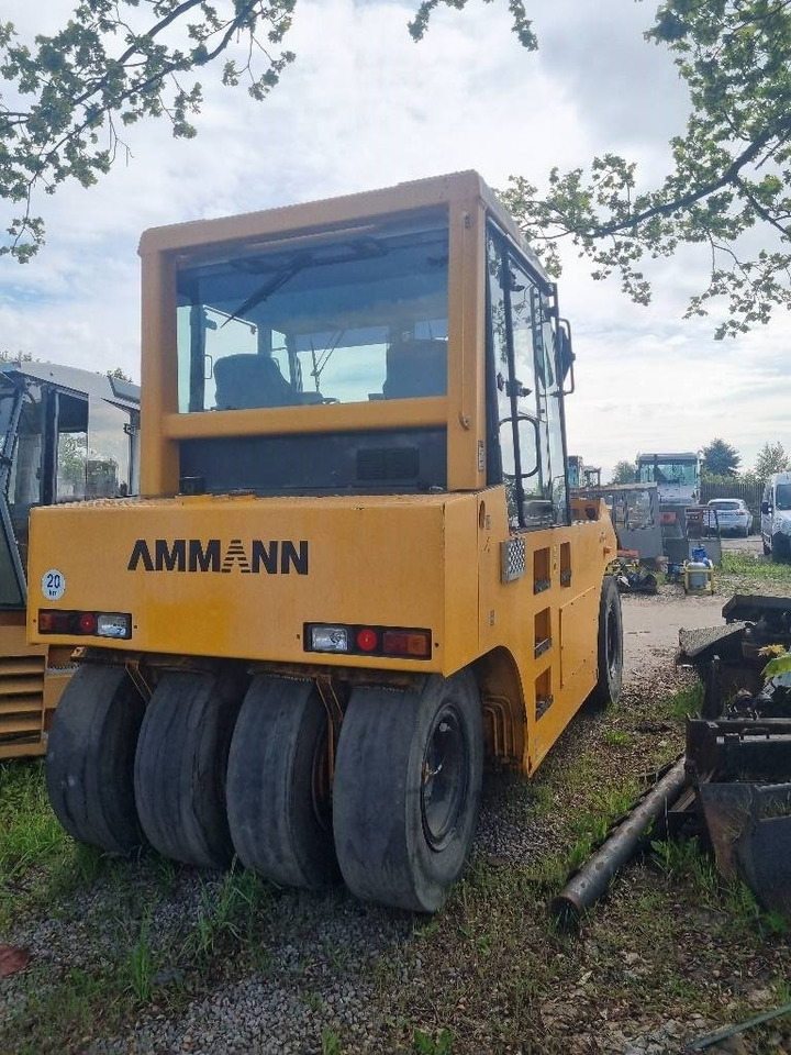 Ammann AP 240 - Pneumatikový válec: obrázek 4 Ammann AP 240 - Pneumatikový válec: obrázek 4