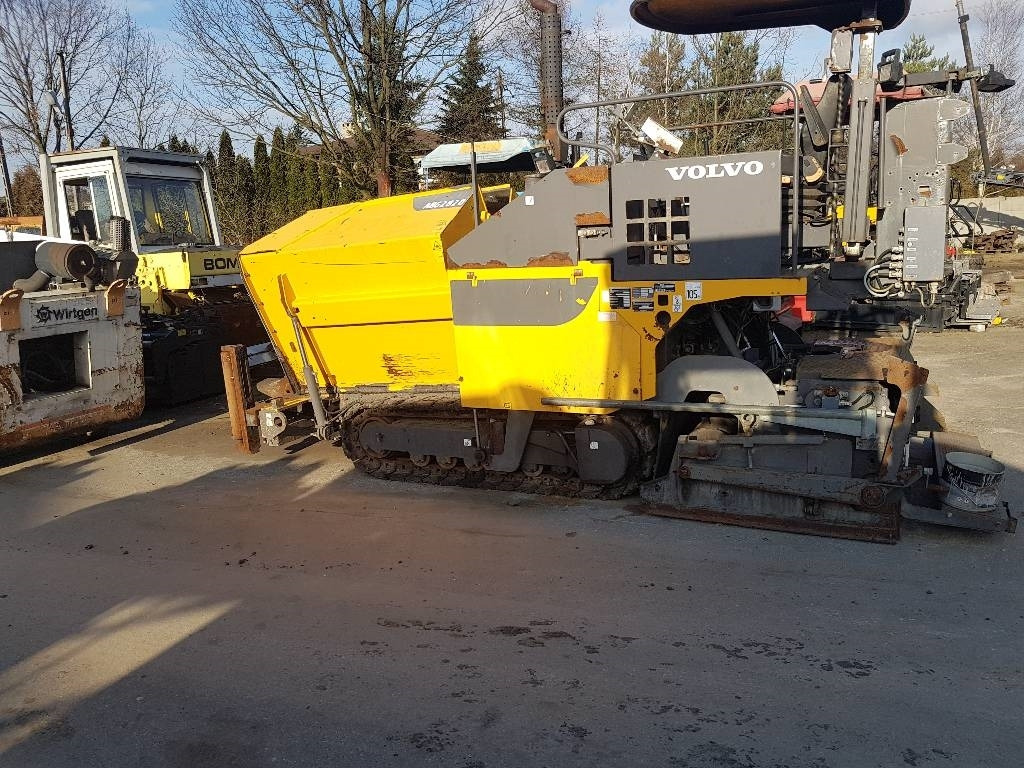 Volvo TITAN 2820 - Finišér: obrázek 2 Volvo TITAN 2820 - Finišér: obrázek 2