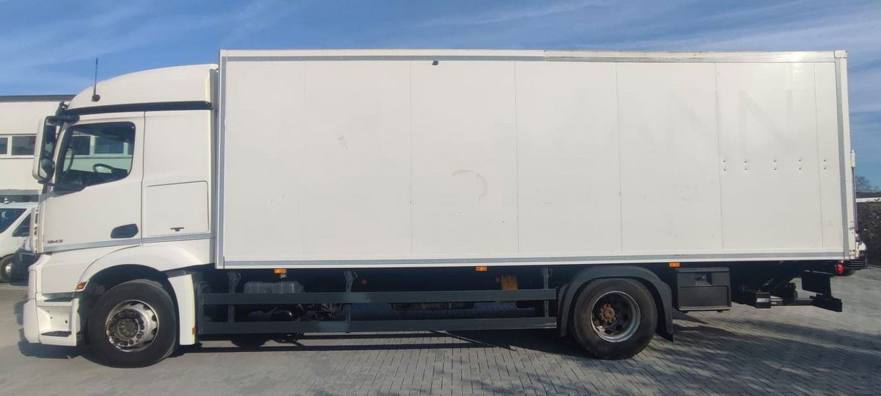 Mercedes-Benz Actros 1843 1843-Vermietung - LBW Voll-Luft-gefedert - Skříňový nákladní auto: obrázek 4 Mercedes-Benz Actros 1843 1843-Vermietung - LBW Voll-Luft-gefedert - Skříňový nákladní auto: obrázek 4