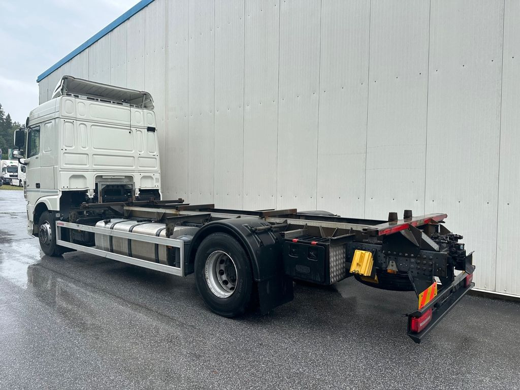 DAF XF 460 SpaceCab Retarder TÜV neu - Kontejnérový podvozek/ Výměnná nástavba: obrázek 4 DAF XF 460 SpaceCab Retarder TÜV neu - Kontejnérový podvozek/ Výměnná nástavba: obrázek 4