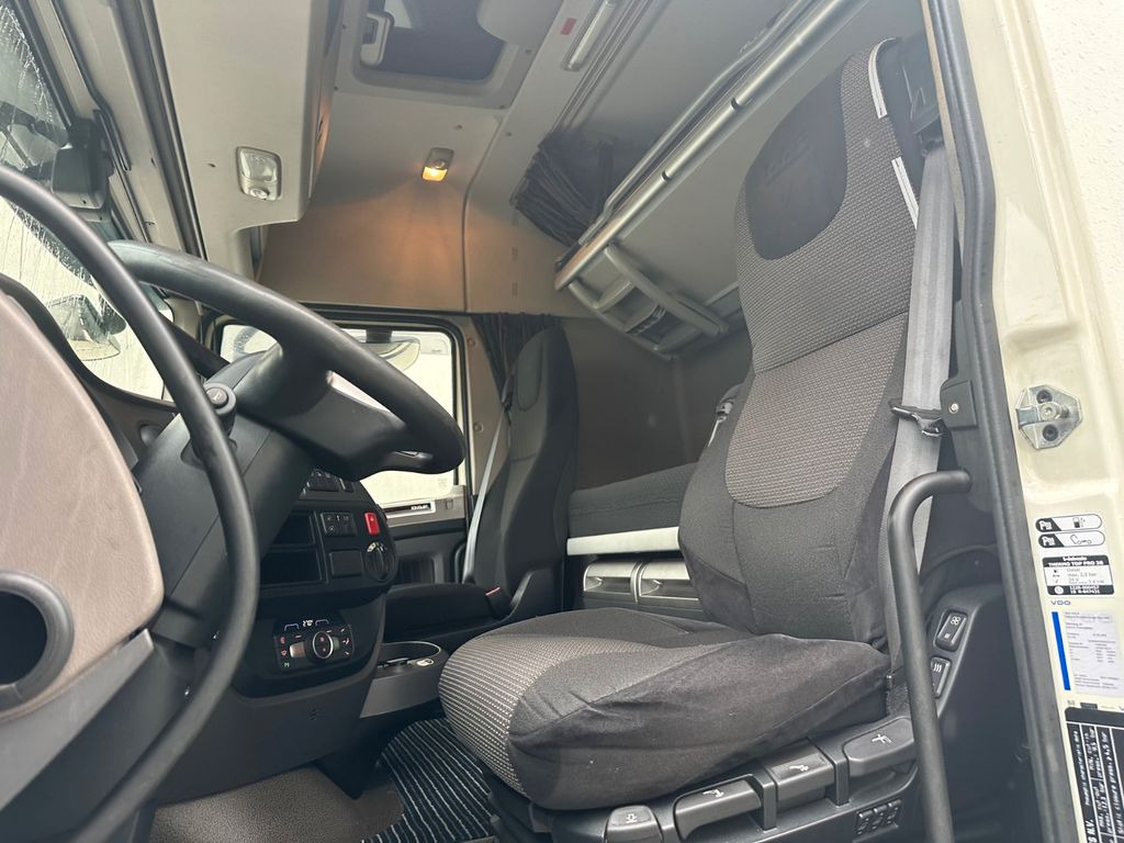DAF XF 460 SpaceCab Retarder TÜV neu - Kontejnérový podvozek/ Výměnná nástavba: obrázek 5 DAF XF 460 SpaceCab Retarder TÜV neu - Kontejnérový podvozek/ Výměnná nástavba: obrázek 5