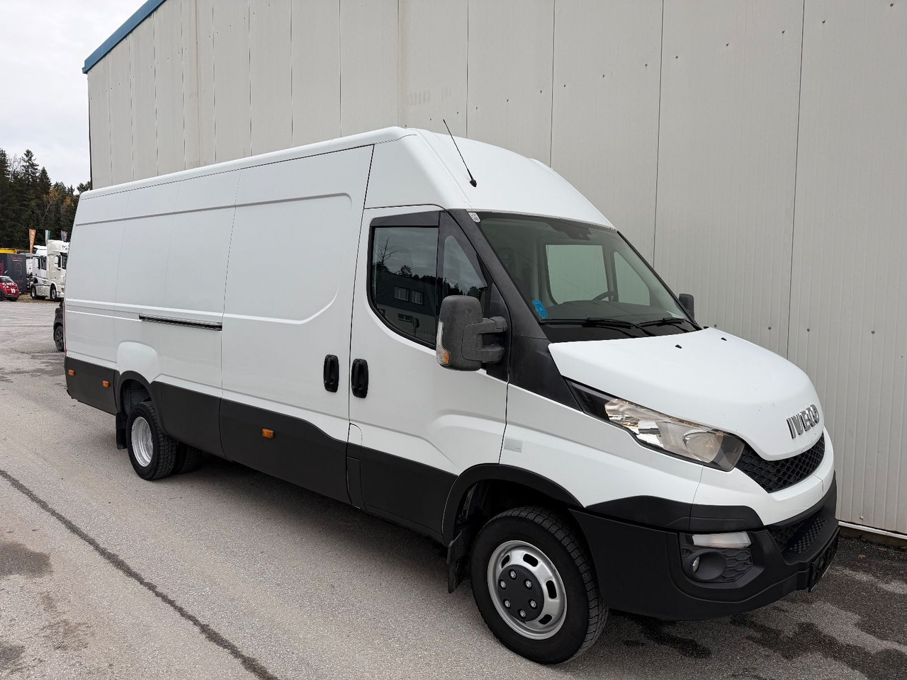 Iveco Daily 50C15 Maxi 3,0HPI 3,5T - Furgon: obrázek 2 Iveco Daily 50C15 Maxi 3,0HPI 3,5T - Furgon: obrázek 2