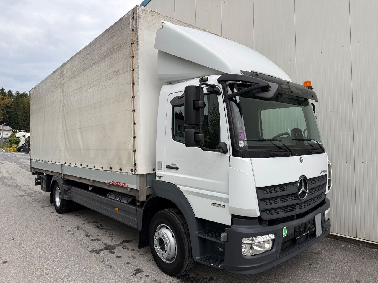 Mercedes-Benz Atego 1524 2T LBW TÜV - Plachtový nákladní auto: obrázek 2 Mercedes-Benz Atego 1524 2T LBW TÜV - Plachtový nákladní auto: obrázek 2