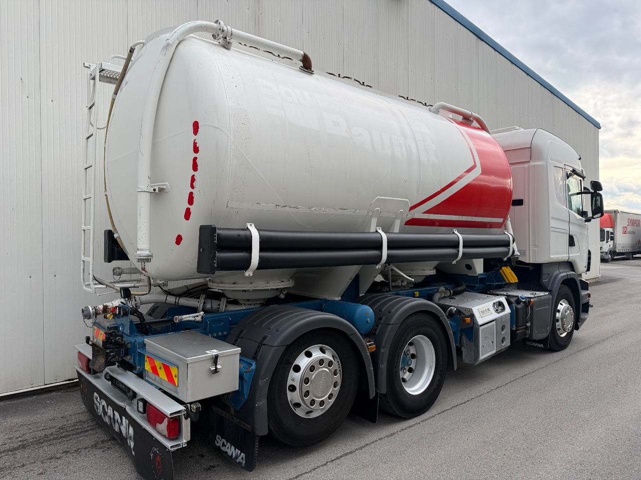 Scania R 480 Opticruise Highline Retarder PTO Standklim - Čistič odpadových jam: obrázek 4 Scania R 480 Opticruise Highline Retarder PTO Standklim - Čistič odpadových jam: obrázek 4