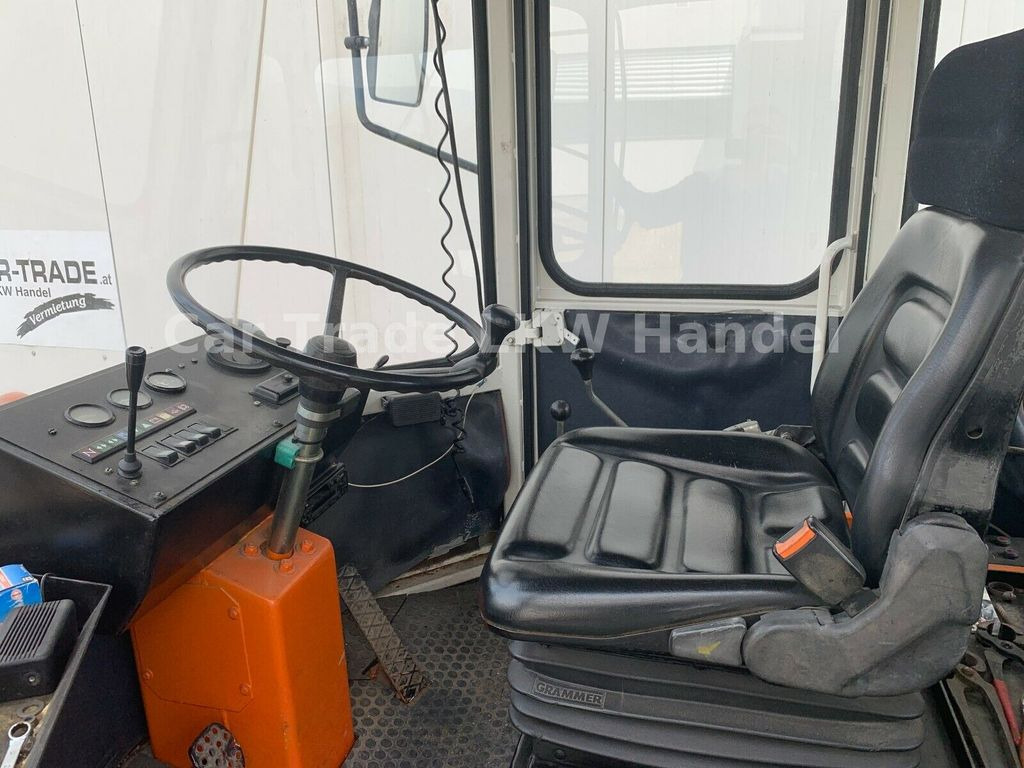 Schaeff SKB 902 - Rýpadlo-nakladač: obrázek 5 Schaeff SKB 902 - Rýpadlo-nakladač: obrázek 5