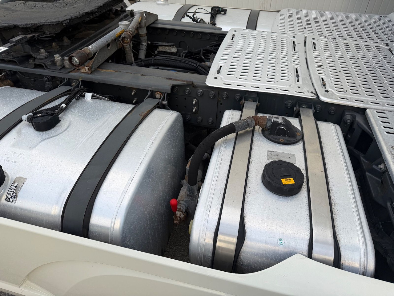 DAF XF 530 Vollausstattung Vollluft 2l-Hydraulik - Tahač: obrázek 5 DAF XF 530 Vollausstattung Vollluft 2l-Hydraulik - Tahač: obrázek 5