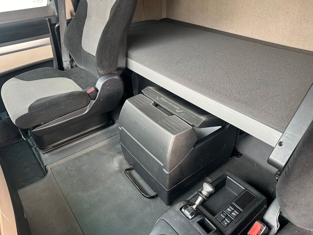 Tahač MAN TGX 18.460 XXL Intarder: obrázek 7