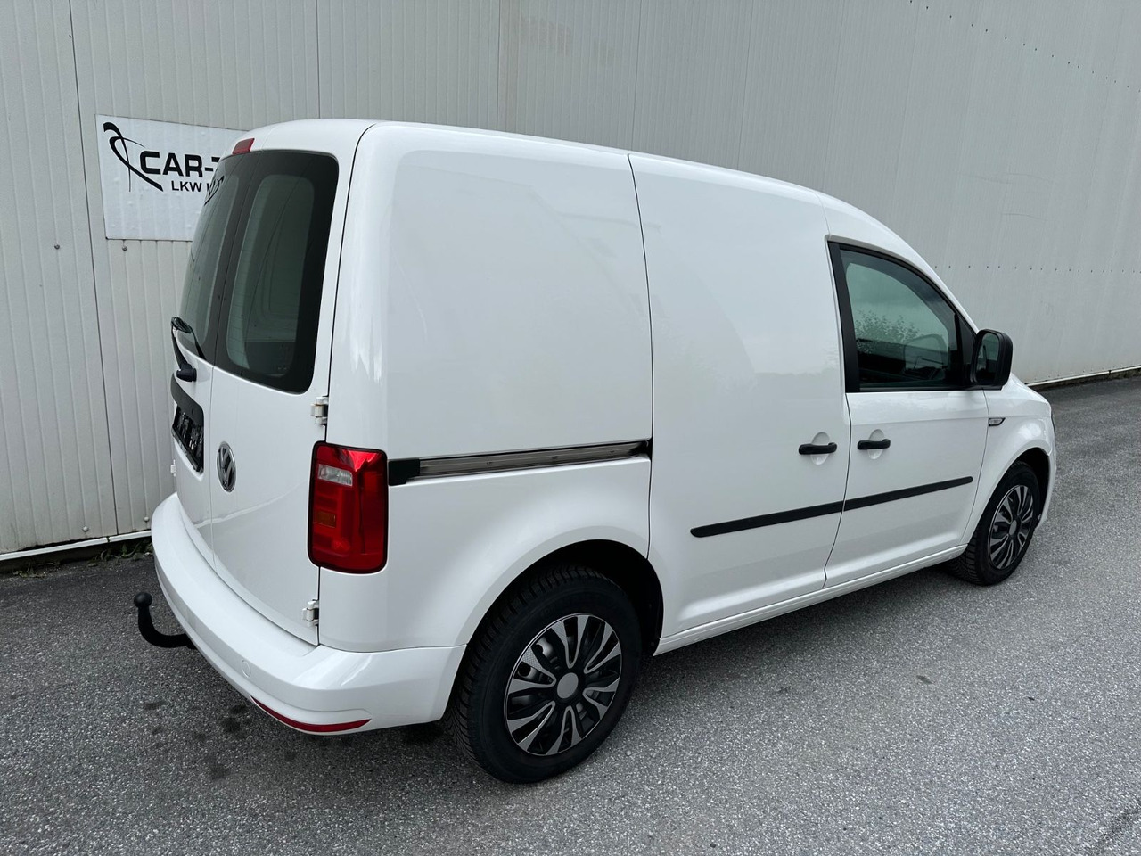 Volkswagen Caddy 2.0tdi - Malá dodávka: obrázek 3 Volkswagen Caddy 2.0tdi - Malá dodávka: obrázek 3