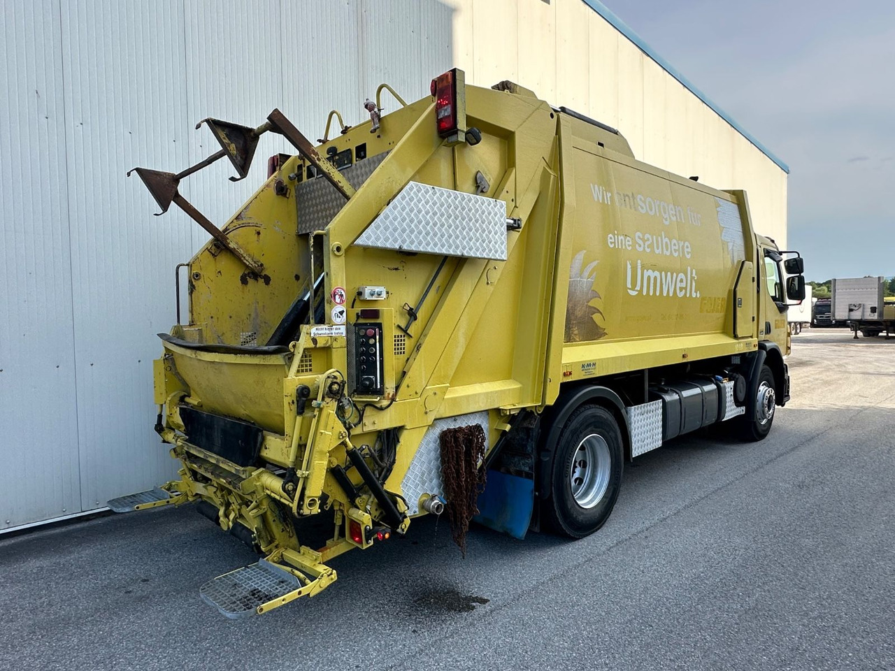 Volvo FE 320 KMH Presse Schalter - Vůz na odvoz odpadků: obrázek 3 Volvo FE 320 KMH Presse Schalter - Vůz na odvoz odpadků: obrázek 3