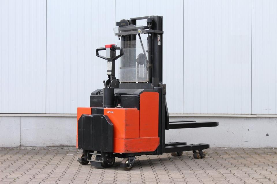 BT LSF1250 Triplex mit Initialhub - Stohovací vozík: obrázek 3 BT LSF1250 Triplex mit Initialhub - Stohovací vozík: obrázek 3