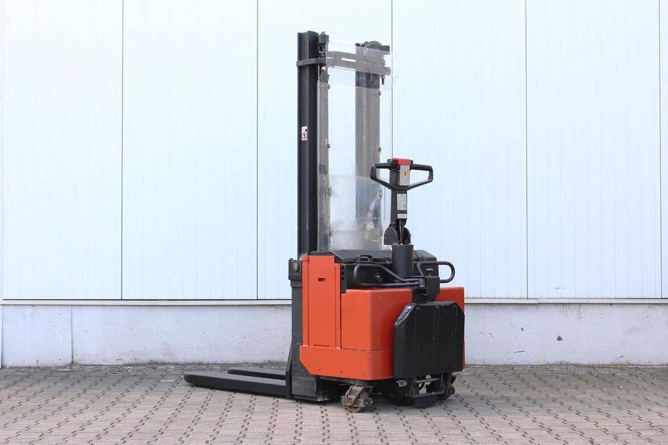 BT LSV1250 - 3400mm - Stohovací vozík: obrázek 1 BT LSV1250 - 3400mm - Stohovací vozík: obrázek 1