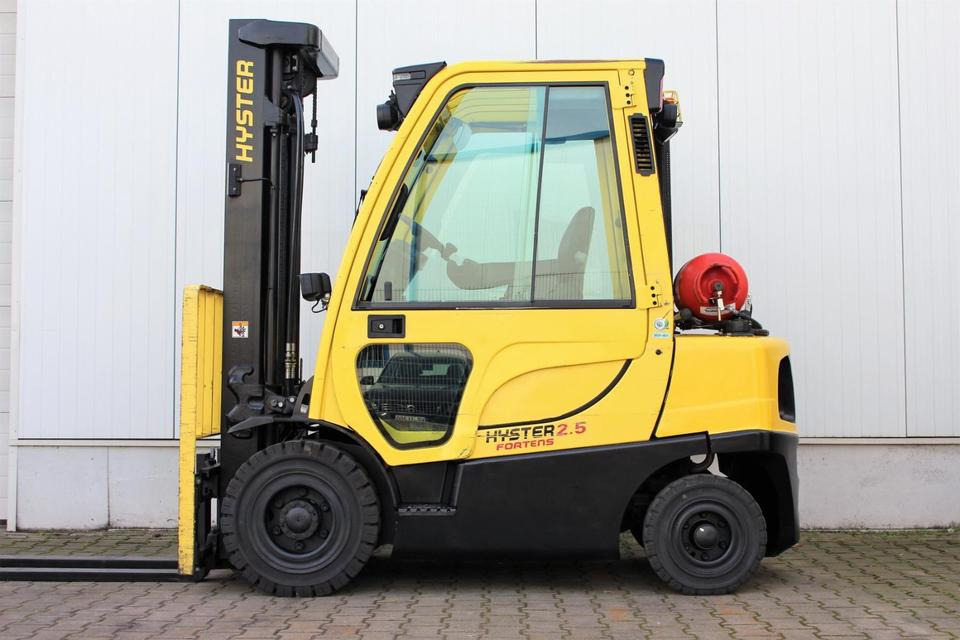 HYSTER H2.5FT Gas 2500kg - 2018 - 5196h - Plynový vysokozdvižný vozík: obrázek 2 HYSTER H2.5FT Gas 2500kg - 2018 - 5196h - Plynový vysokozdvižný vozík: obrázek 2