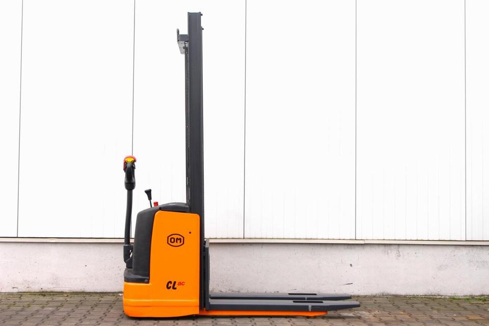 OM CL10,5ac - Batterie NEU - Stohovací vozík: obrázek 2 OM CL10,5ac - Batterie NEU - Stohovací vozík: obrázek 2