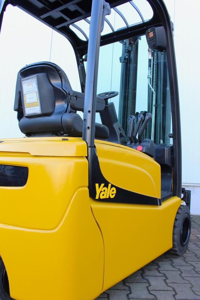 Elektrický vysokozdvižný vozík YALE ERP18VT Triplex 5,2m 1800kg: obrázek 19