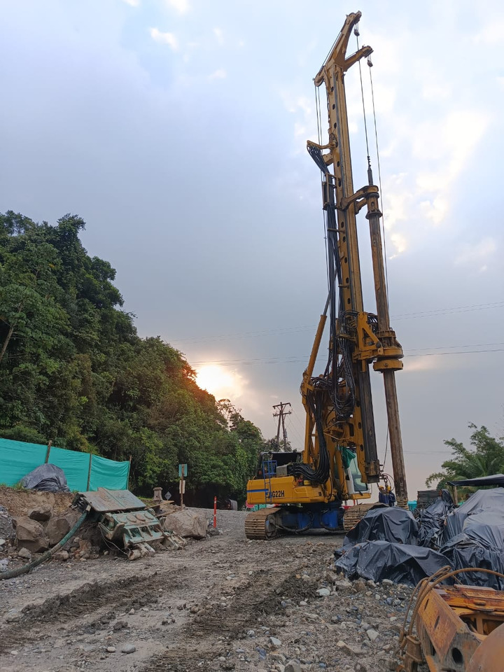 BAUER BG 22H - Vrtná souprava: obrázek 3 BAUER BG 22H - Vrtná souprava: obrázek 3