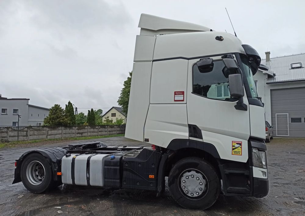 Renault T - Tahač: obrázek 2 Renault T - Tahač: obrázek 2