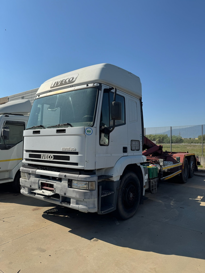 IVECO MAGIRUS 240E42 Gancio Scarrabile - Nákladní automobil valníkový/ Plošinový: obrázek 3 IVECO MAGIRUS 240E42 Gancio Scarrabile - Nákladní automobil valníkový/ Plošinový: obrázek 3