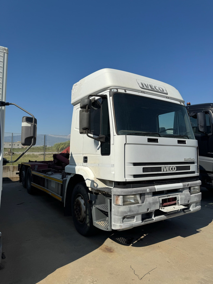 IVECO MAGIRUS 240E42 Gancio Scarrabile - Nákladní automobil valníkový/ Plošinový: obrázek 2 IVECO MAGIRUS 240E42 Gancio Scarrabile - Nákladní automobil valníkový/ Plošinový: obrázek 2