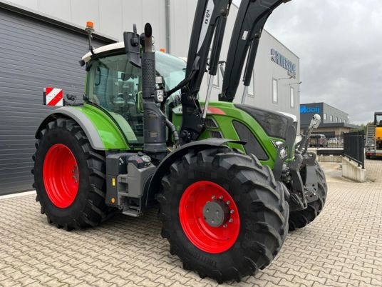 Fendt 720 S4 PROFI PLUS - Traktor: obrázek 2 Fendt 720 S4 PROFI PLUS - Traktor: obrázek 2