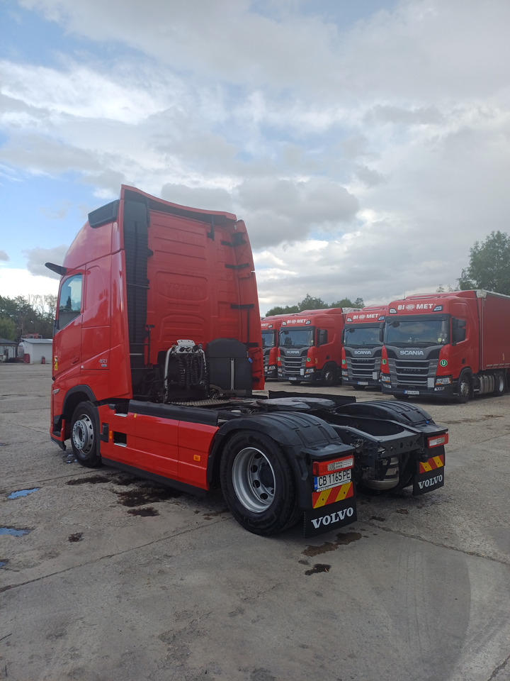 VOLVO FH 460T 4x2T , AERO , 3 PIECES - Tahač: obrázek 4 VOLVO FH 460T 4x2T , AERO , 3 PIECES - Tahač: obrázek 4