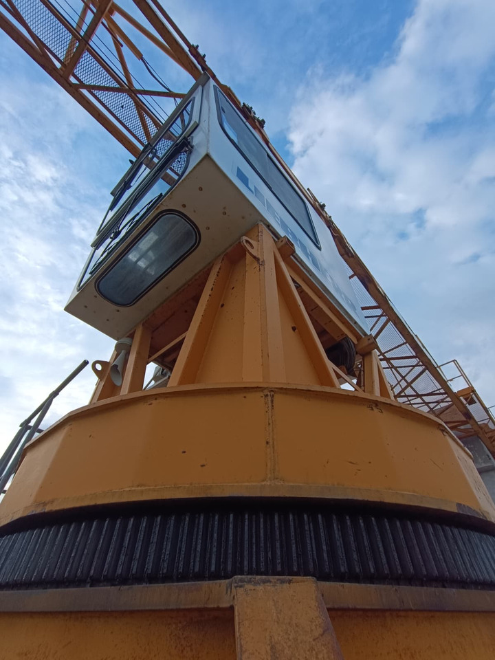 Liebherr 112 EC-H Litronic - Věžový jeřáb: obrázek 1 Liebherr 112 EC-H Litronic - Věžový jeřáb: obrázek 1