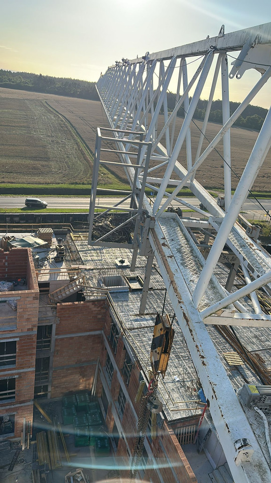 Liebherr 130 EC-B6 FR.Tronic - Věžový jeřáb: obrázek 5 Liebherr 130 EC-B6 FR.Tronic - Věžový jeřáb: obrázek 5