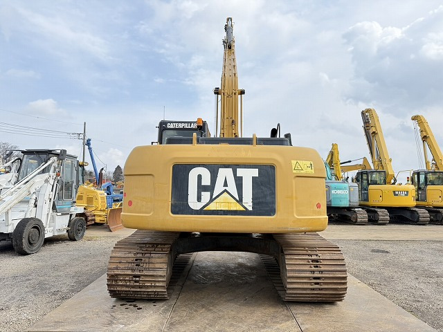 CAT 320DL-E - Pásové rýpadlo: obrázek 4 CAT 320DL-E - Pásové rýpadlo: obrázek 4