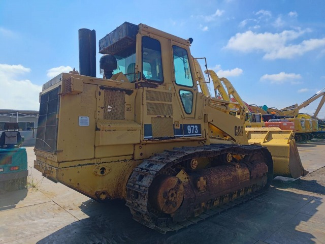 CAT 973 - Pásový nakladač: obrázek 5 CAT 973 - Pásový nakladač: obrázek 5
