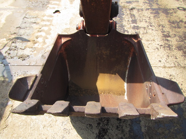 Pásové rýpadlo HITACHI ZX135USK: obrázek 9