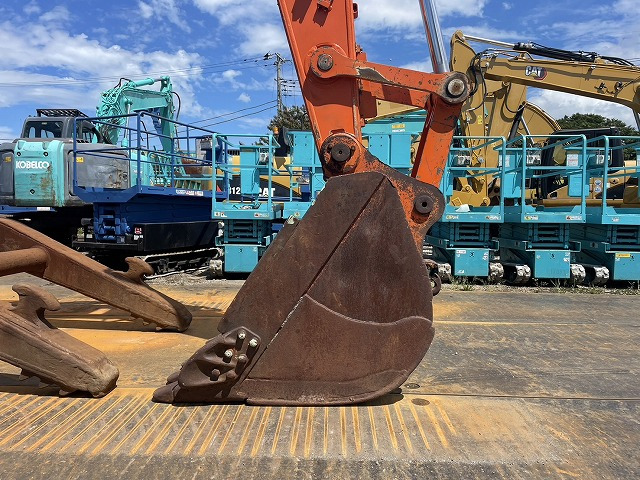 Pásové rýpadlo HITACHI ZX225USRLCMH-5B: obrázek 12