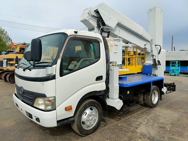 TADANO BT-110-1 - Autoplošina: obrázek 1 TADANO BT-110-1 - Autoplošina: obrázek 1