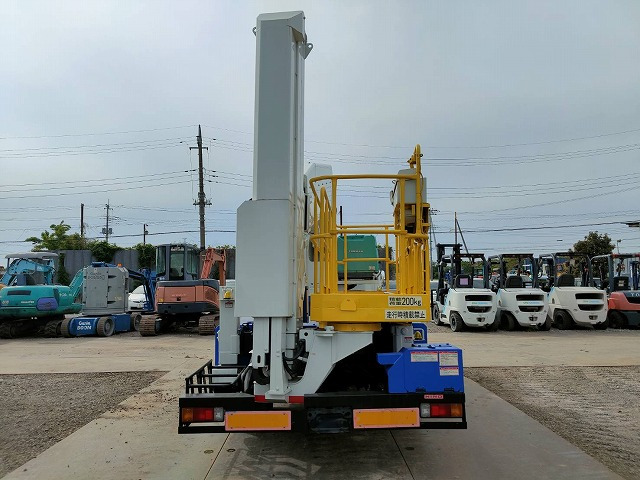 TADANO BT-110-1 - Autoplošina: obrázek 4 TADANO BT-110-1 - Autoplošina: obrázek 4