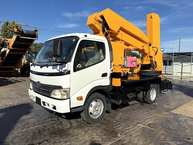 TADANO BT-200-2 - Autoplošina: obrázek 1 TADANO BT-200-2 - Autoplošina: obrázek 1