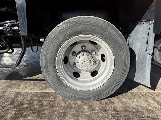 Autoplošina TADANO BT-200-2: obrázek 17 Autoplošina TADANO BT-200-2: obrázek 17