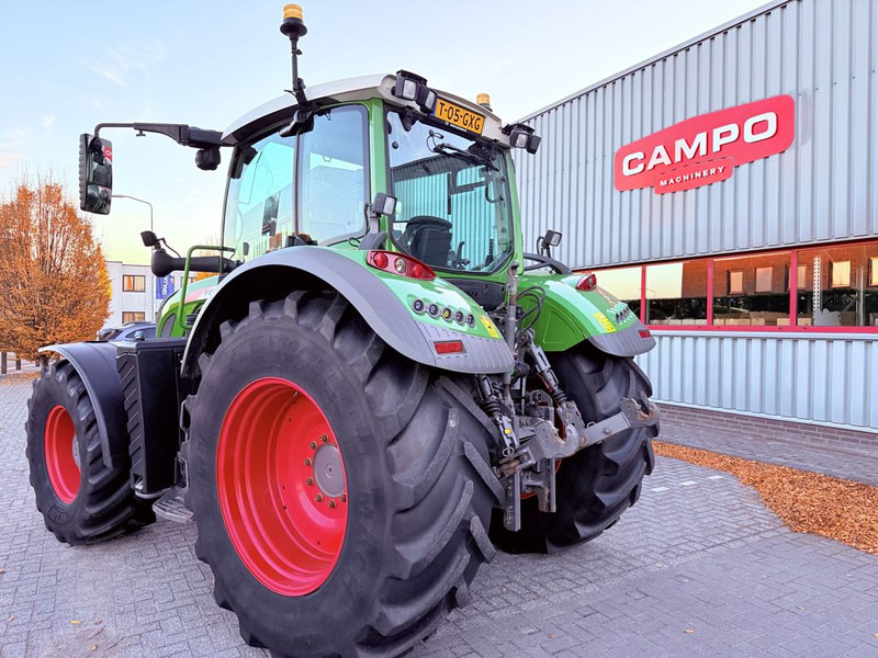 Fendt 724 S4 Profi Plus - Traktor: obrázek 2 Fendt 724 S4 Profi Plus - Traktor: obrázek 2