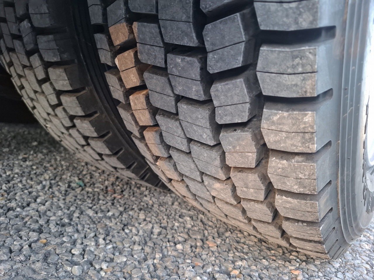 MAN TGX 26.440 E6 + SCHMITZ leasing MAN TGX 26.440 E6 + SCHMITZ: obrázek 21