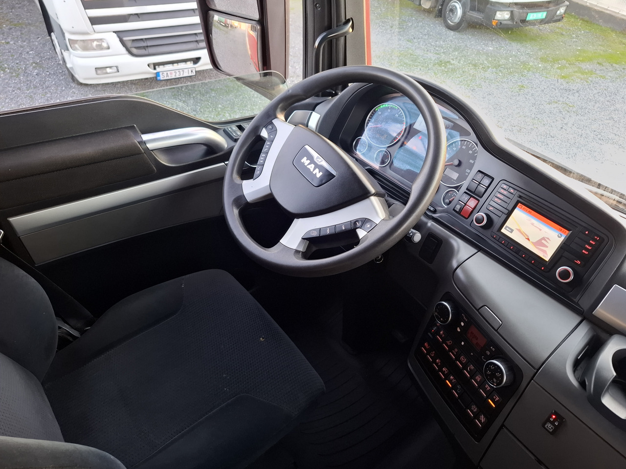 MAN TGX 26.440 E6 + SCHMITZ leasing MAN TGX 26.440 E6 + SCHMITZ: obrázek 13