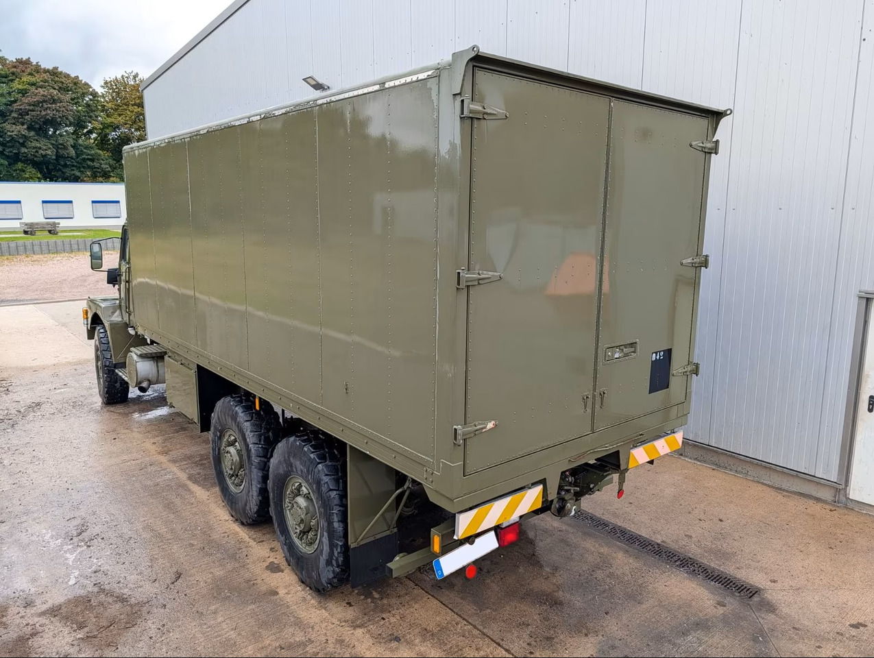 VOLVO N10 - Skříňový nákladní auto: obrázek 3 VOLVO N10 - Skříňový nákladní auto: obrázek 3