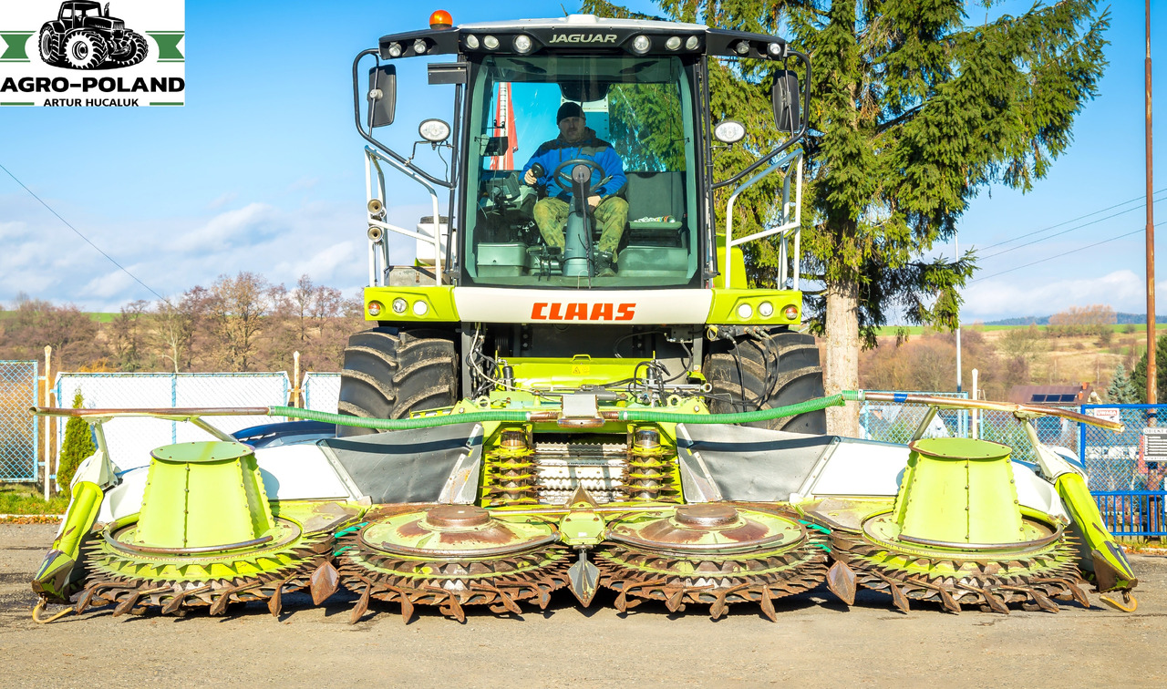 CLAAS JAGUAR 940 - 2014 ROK - 4X4 + ORBIS 600 + PU 300 - Sklízecí řezačka: obrázek 3 CLAAS JAGUAR 940 - 2014 ROK - 4X4 + ORBIS 600 + PU 300 - Sklízecí řezačka: obrázek 3