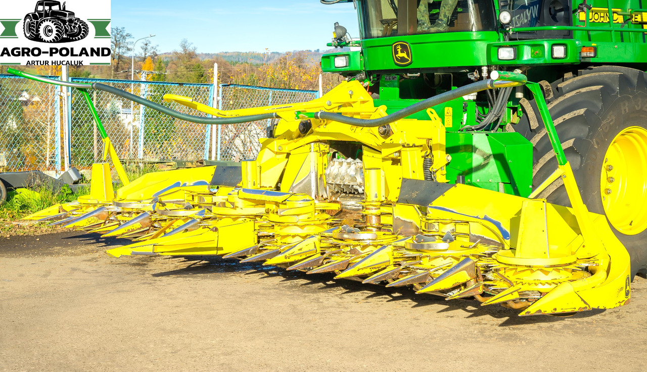 JOHN DEERE 7350i - ProDrive - 4x4 - 2012 rok - GPS - Kemper 360 plus - Pickup 630c - 40 km/h - Sklízecí řezačka: obrázek 3 JOHN DEERE 7350i - ProDrive - 4x4 - 2012 rok - GPS - Kemper 360 plus - Pickup 630c - 40 km/h - Sklízecí řezačka: obrázek 3