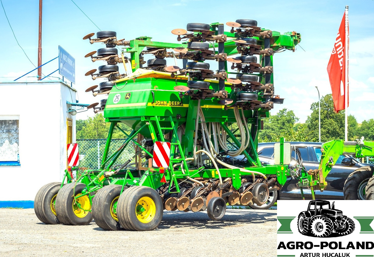JOHN DEERE 750 A - 6 M - 2008 ROK - Secí stroj: obrázek 3 JOHN DEERE 750 A - 6 M - 2008 ROK - Secí stroj: obrázek 3