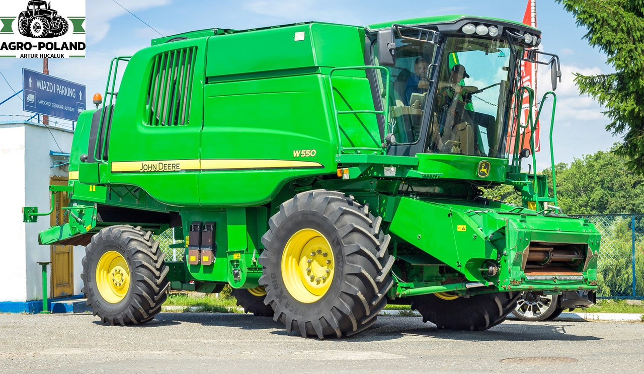 JOHN DEERE W 550 - 2981 h - 5,5 M - 2011 ROK - Sklízecí mlátička: obrázek 1 JOHN DEERE W 550 - 2981 h - 5,5 M - 2011 ROK - Sklízecí mlátička: obrázek 1