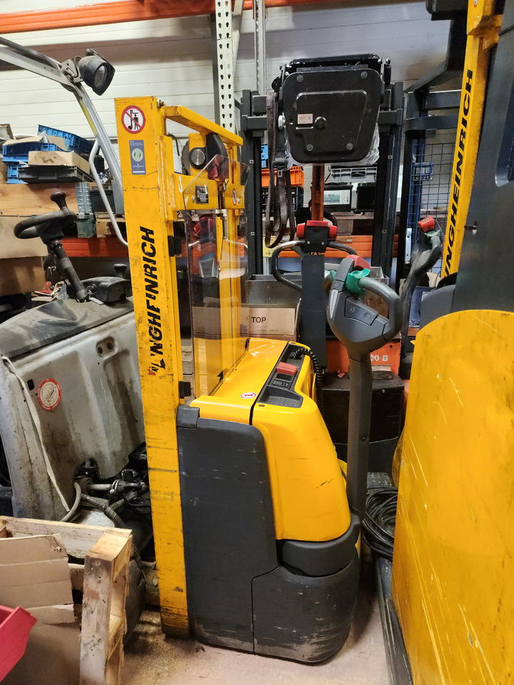 JUNGHEINRICH EJC110 250ZT - Stohovací vozík: obrázek 1 JUNGHEINRICH EJC110 250ZT - Stohovací vozík: obrázek 1