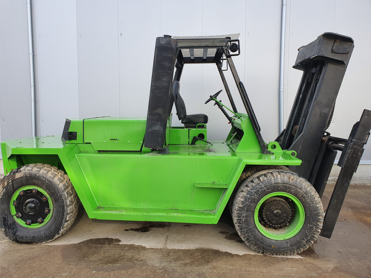 CATERPILLAR V330B - Vysokozdvižný vozík terénní: obrázek 1 CATERPILLAR V330B - Vysokozdvižný vozík terénní: obrázek 1