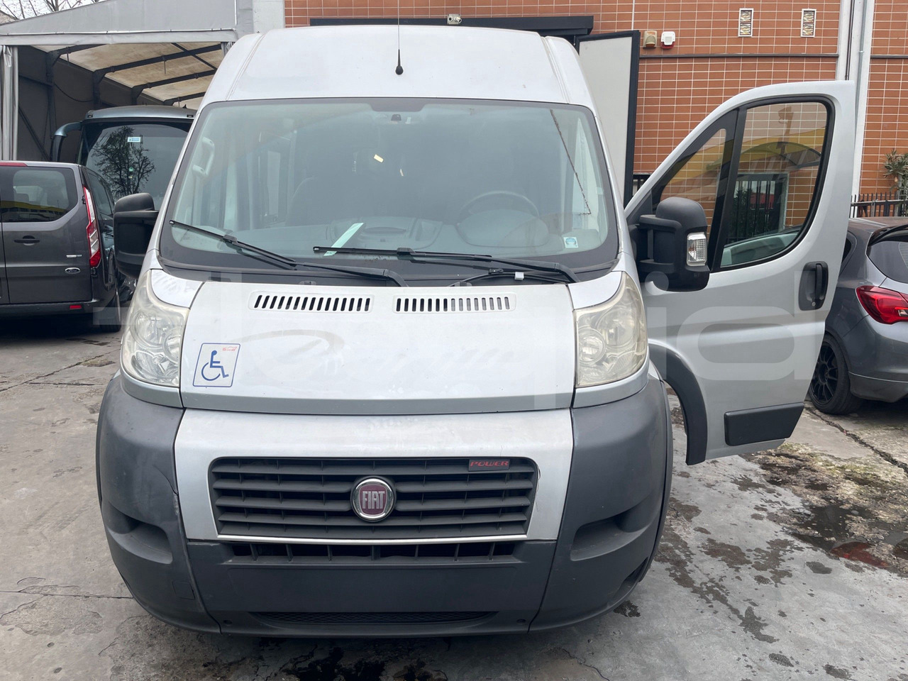Fiat Ducato - Minibus, Mikrobus: obrázek 1 Fiat Ducato - Minibus, Mikrobus: obrázek 1