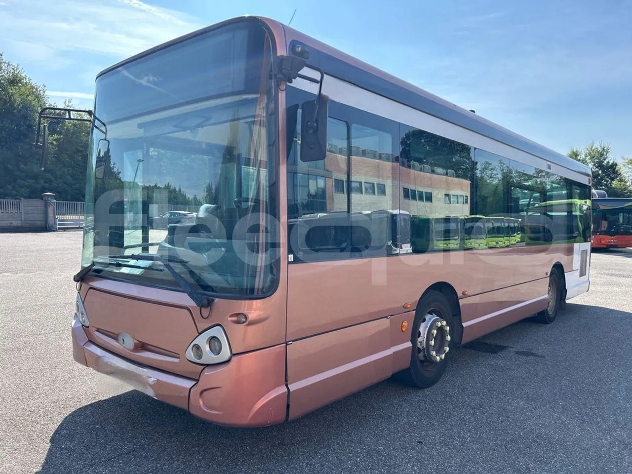 Heuliez GX127 - Městský autobus: obrázek 4 Heuliez GX127 - Městský autobus: obrázek 4