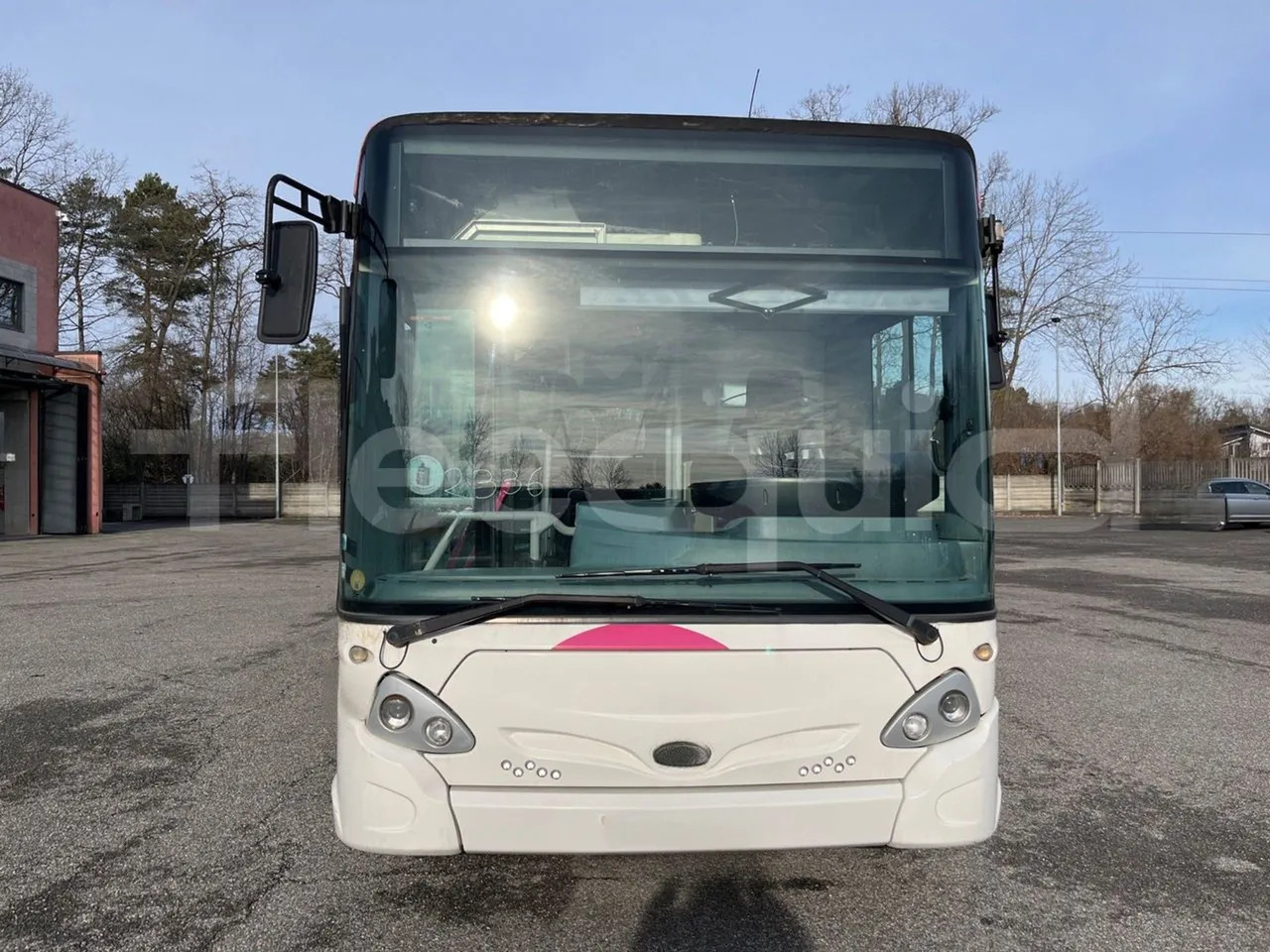 Heuliez GX127L - Městský autobus: obrázek 2 Heuliez GX127L - Městský autobus: obrázek 2